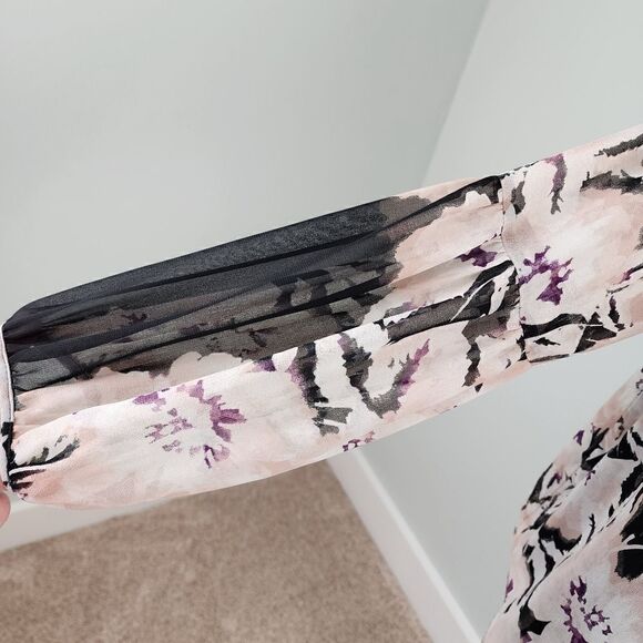 Calvin Klein Floral Sheer Long Bell Sleeve Loose Fit Lined Blouse Size XS - Picture 3 of 8
